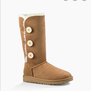 UGG Baily button boot